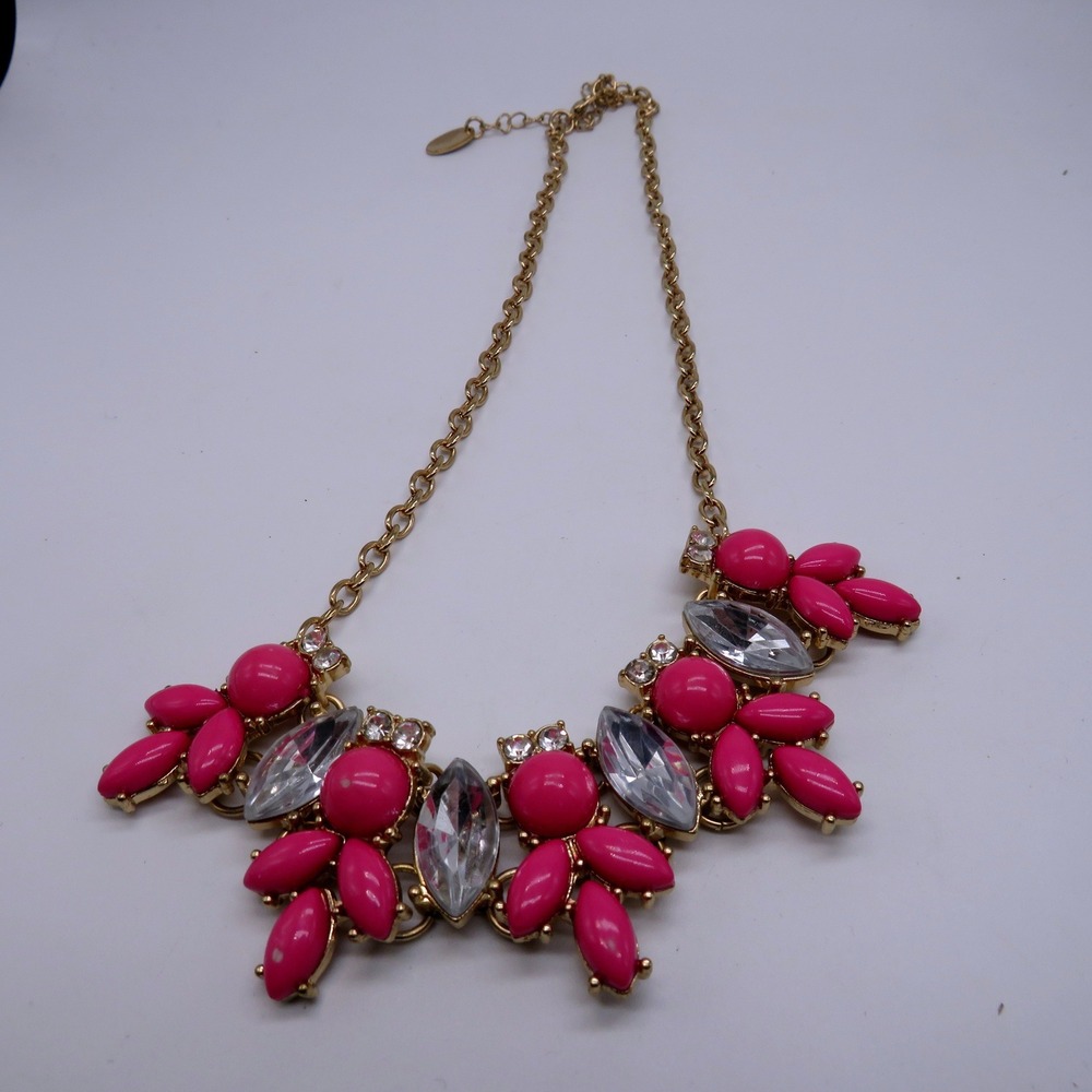 Etc! Hot Pink Cabochon and Clear Crystal Gold Tone Statement Bib Necklace 17in - Picture 2 of 8